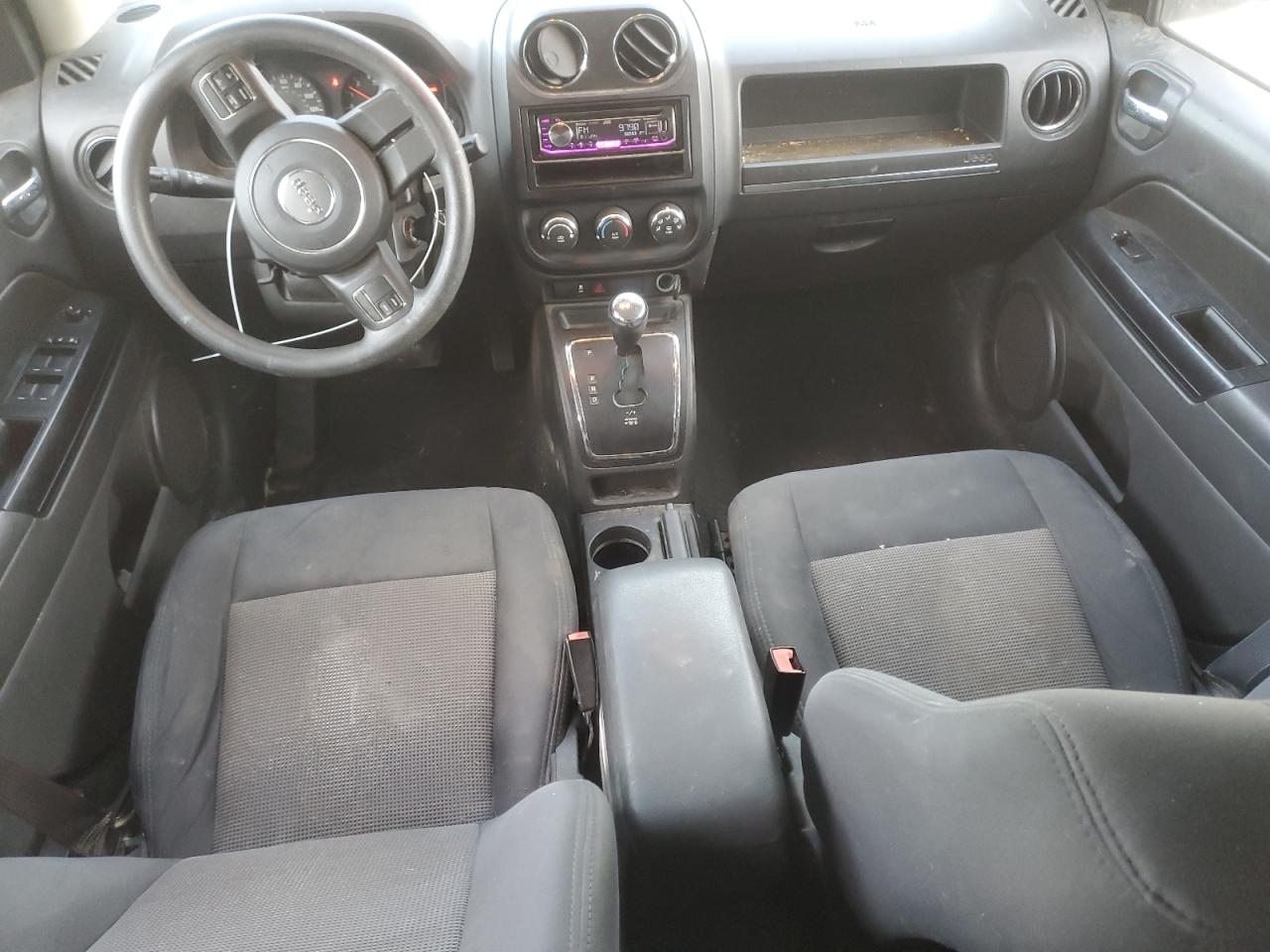 2012 Jeep Compass - Image 8