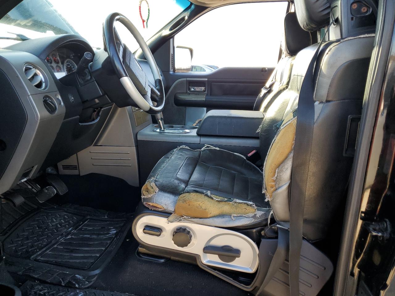 2005 Ford F-150 - Image 7