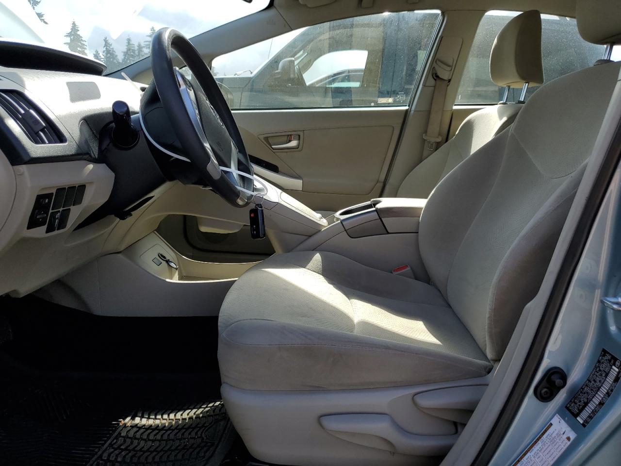 JTDKN3DU1F1863868 2015 Toyota Prius