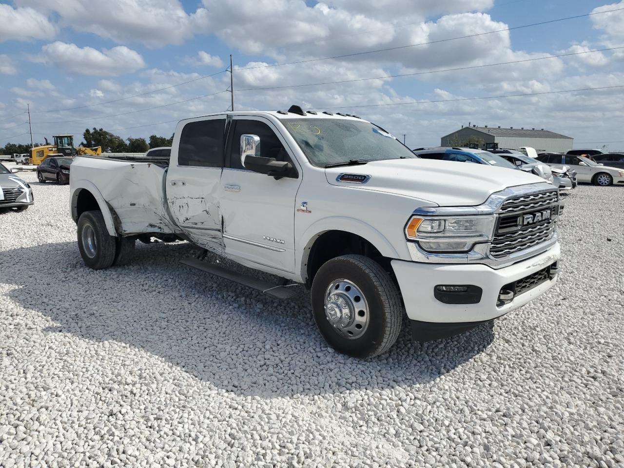 2019 RAM 3500 - Image 4