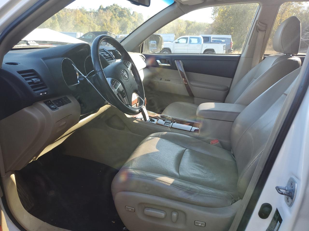 2013 Toyota Highlander - Image 7