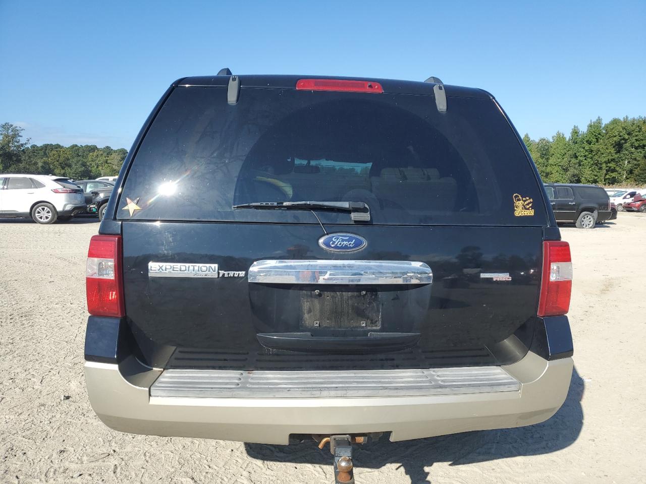 2008 Ford Expedition Eddie Bauer VIN: 1FMFU18588LA05120 Lot: 74487064