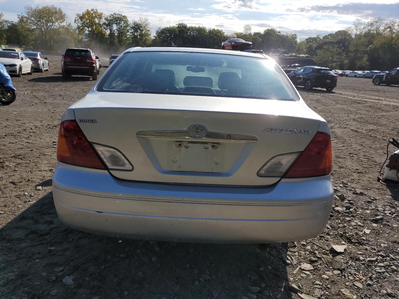 4T1BF28B12U249407 2002 Toyota Avalon Xl