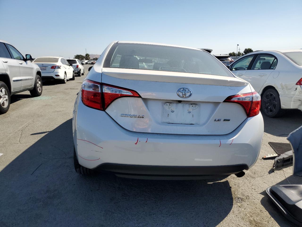 2015 Toyota Corolla Eco VIN: 5YFBPRHE3FP216366 Lot: 73924574