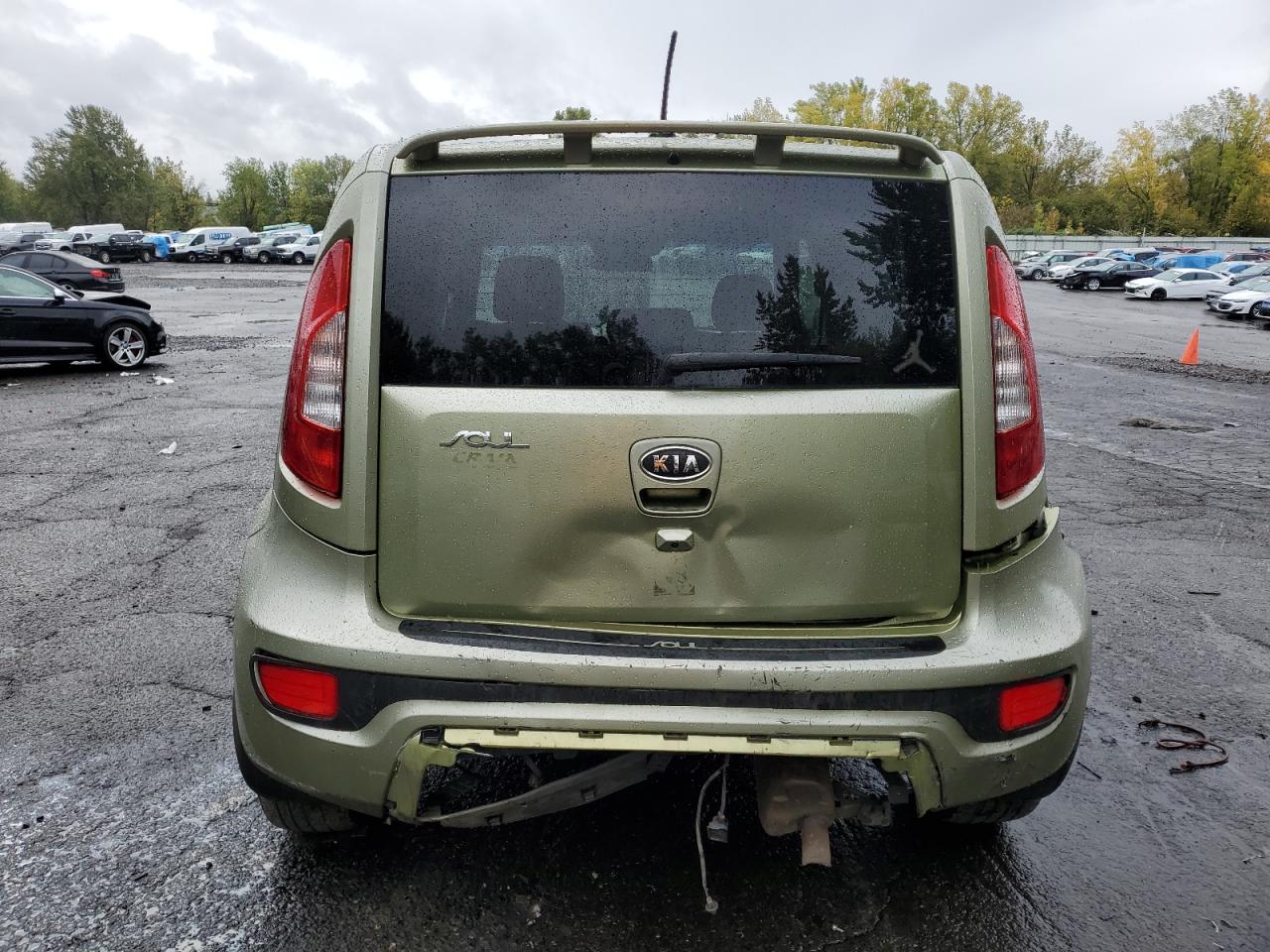 2012 Kia Soul + VIN: KNDJT2A64C7440129 Lot: 76976864