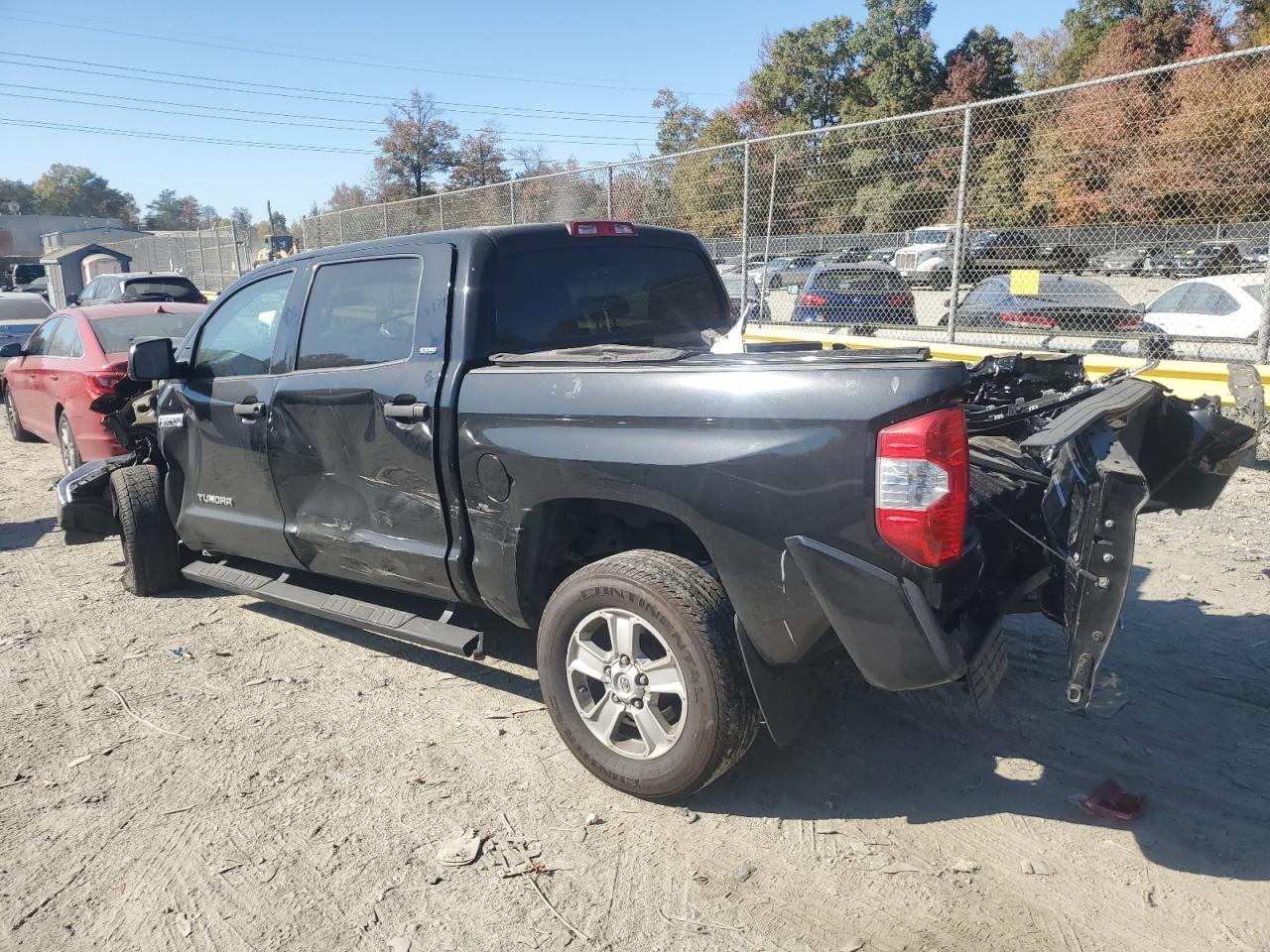 VIN 5TFDY5F16HX591834 2017 TOYOTA TUNDRA no.2