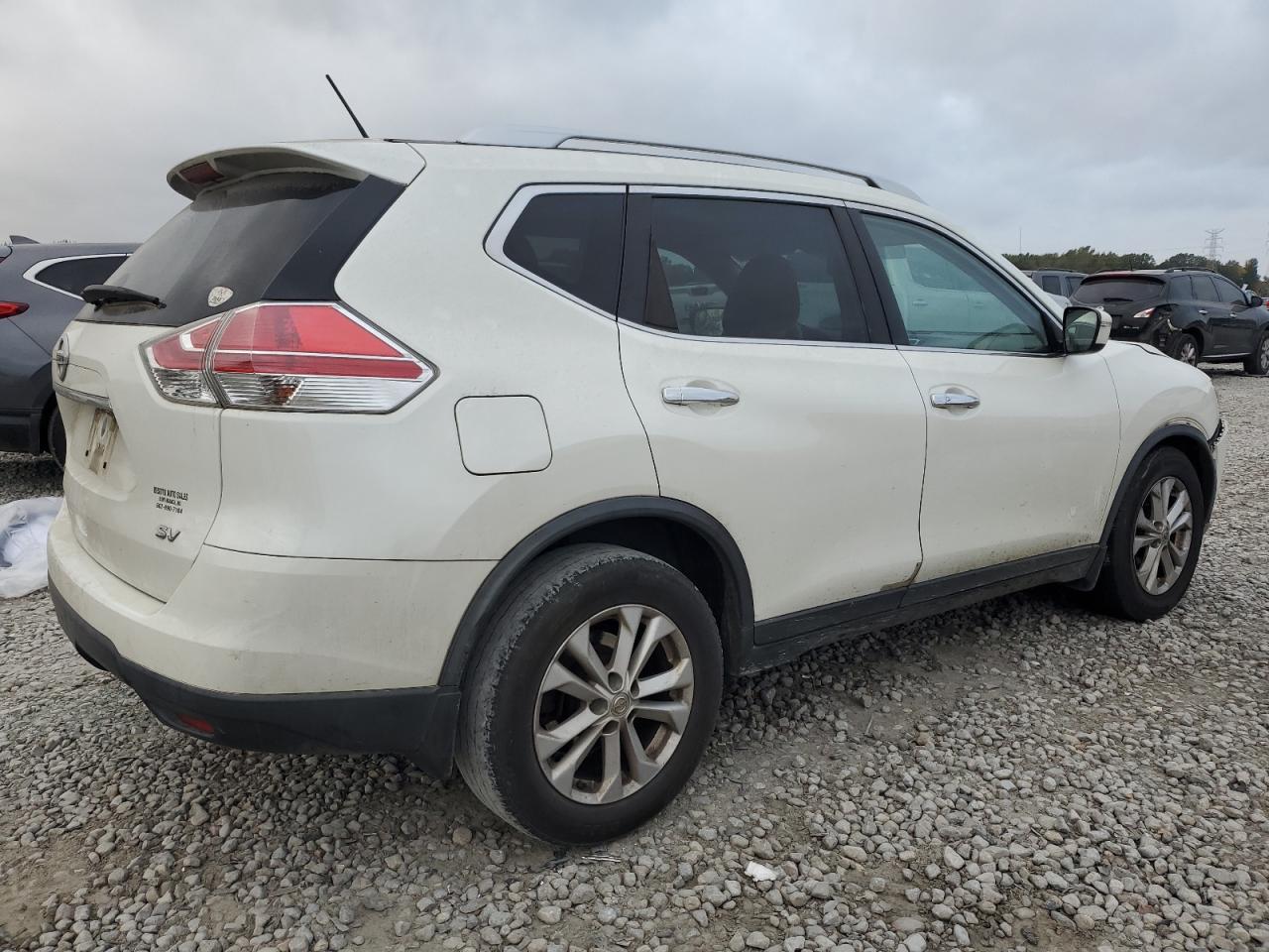 2015 Nissan Rogue S VIN: KNMAT2MT5FP551441 Lot: 78842344