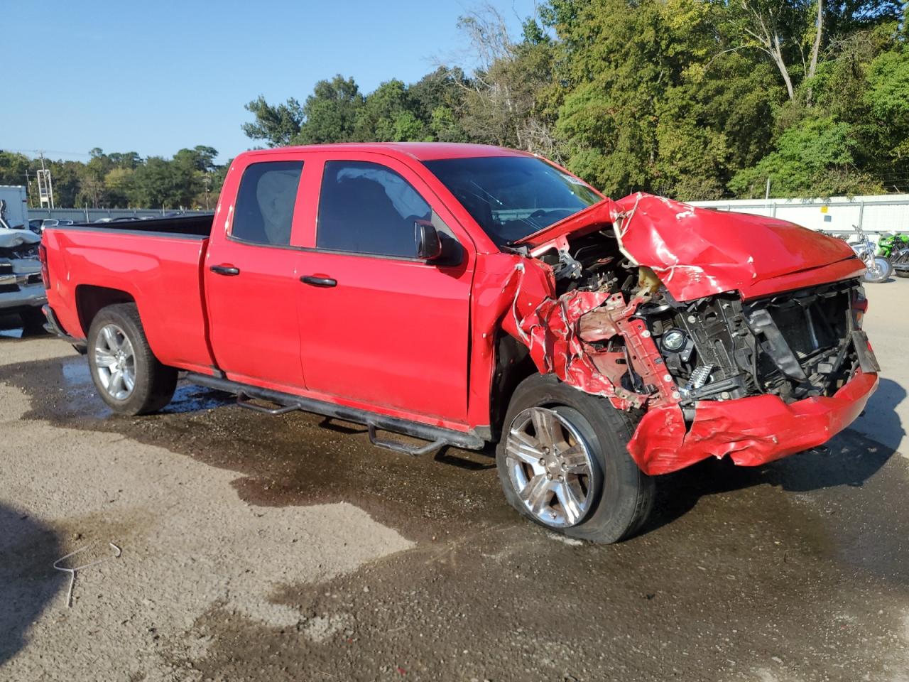 2016 Chevrolet Silverado - Image 4