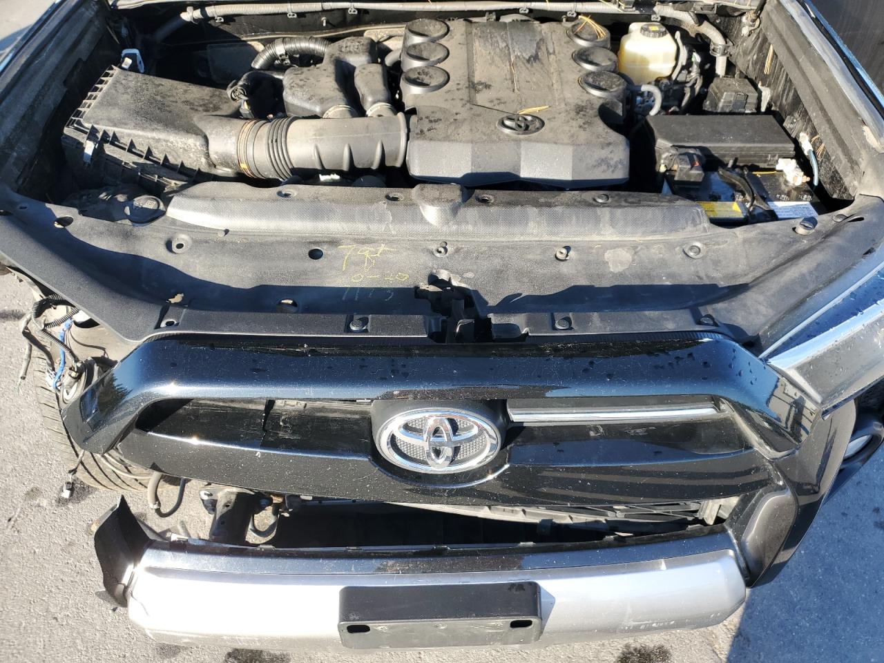 2020 Toyota 4Runner Sr5/Sr5 Premium VIN: JTEBU5JR4L5762273 Lot: 76736844