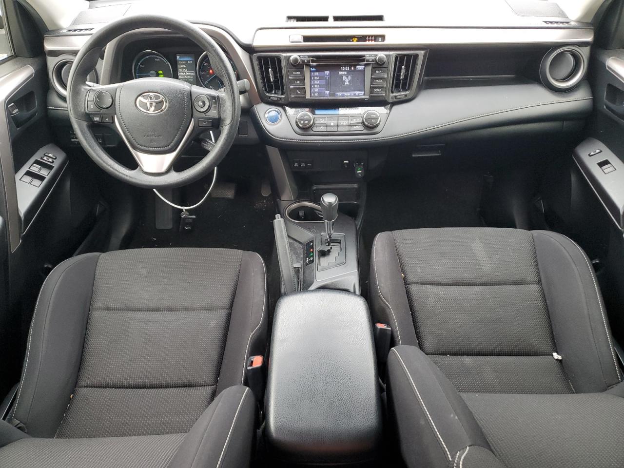 2018 Toyota RAV 4 - Image 8