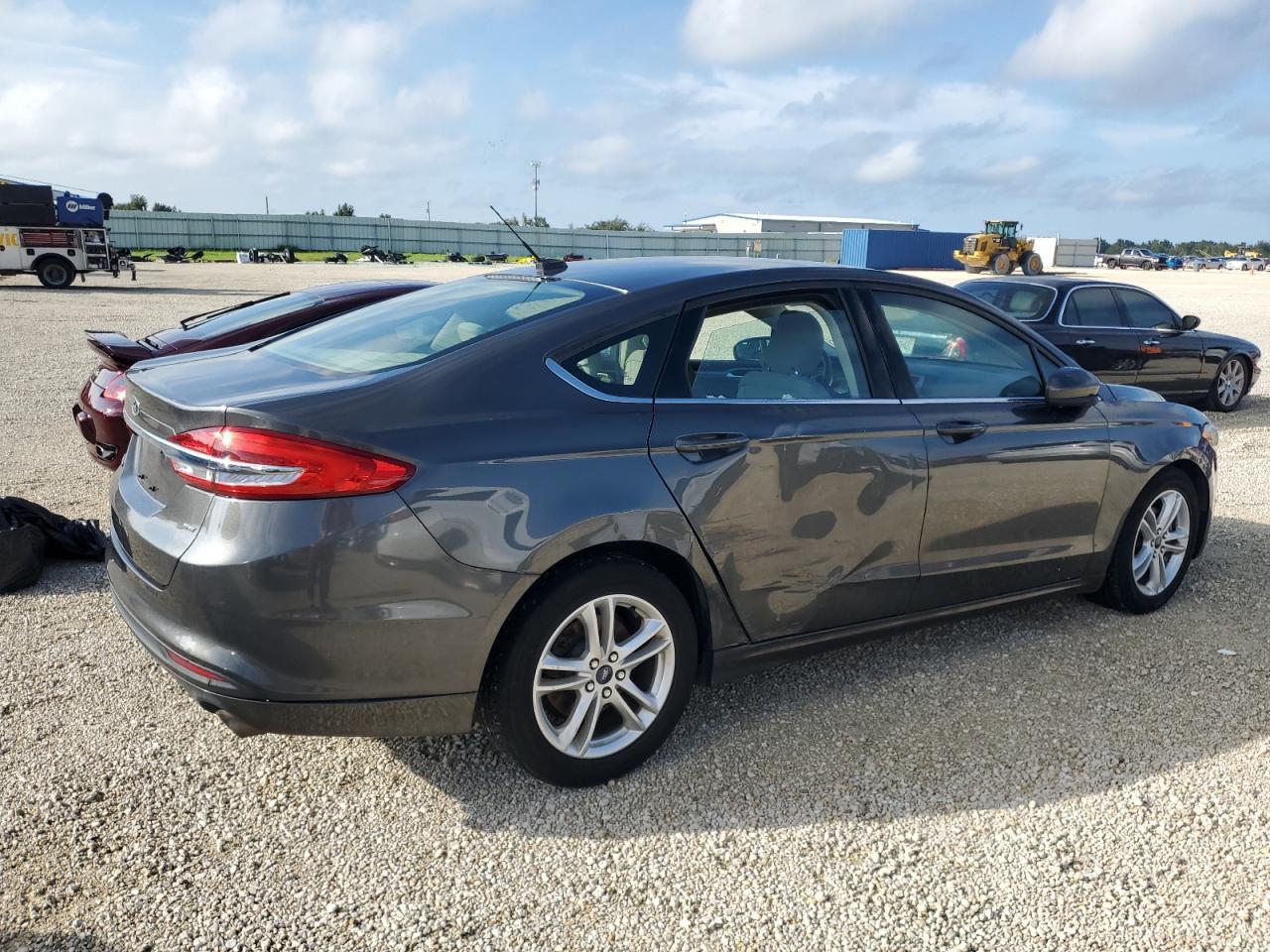 3FA6P0H79JR132916 2018 Ford Fusion Se