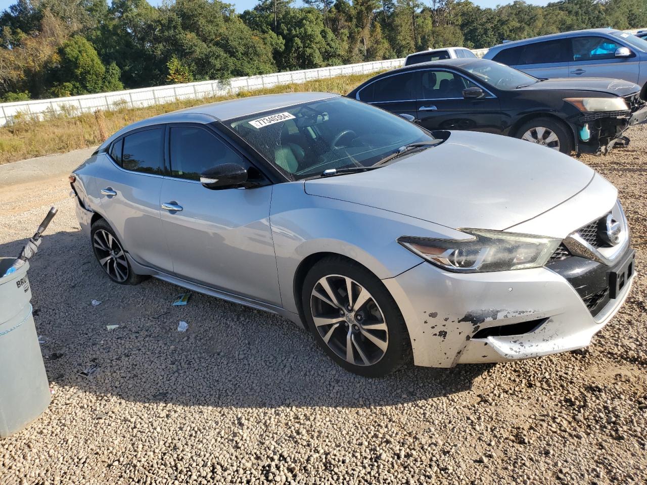 2017 Nissan Maxima - Image 4