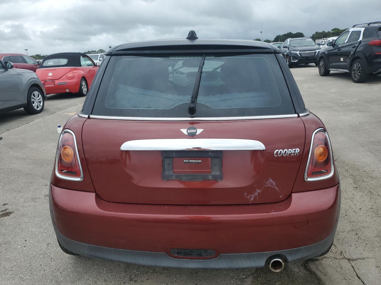 2008 Mini Cooper VIN: WMWMF33518TT67179 Lot: 74850834