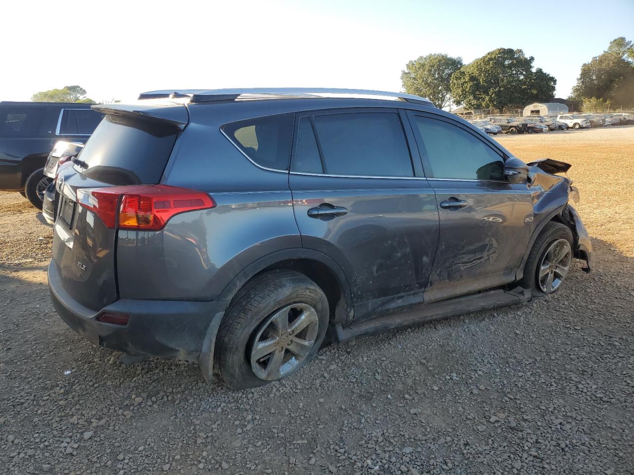 2015 Toyota RAV 4 - Image 3