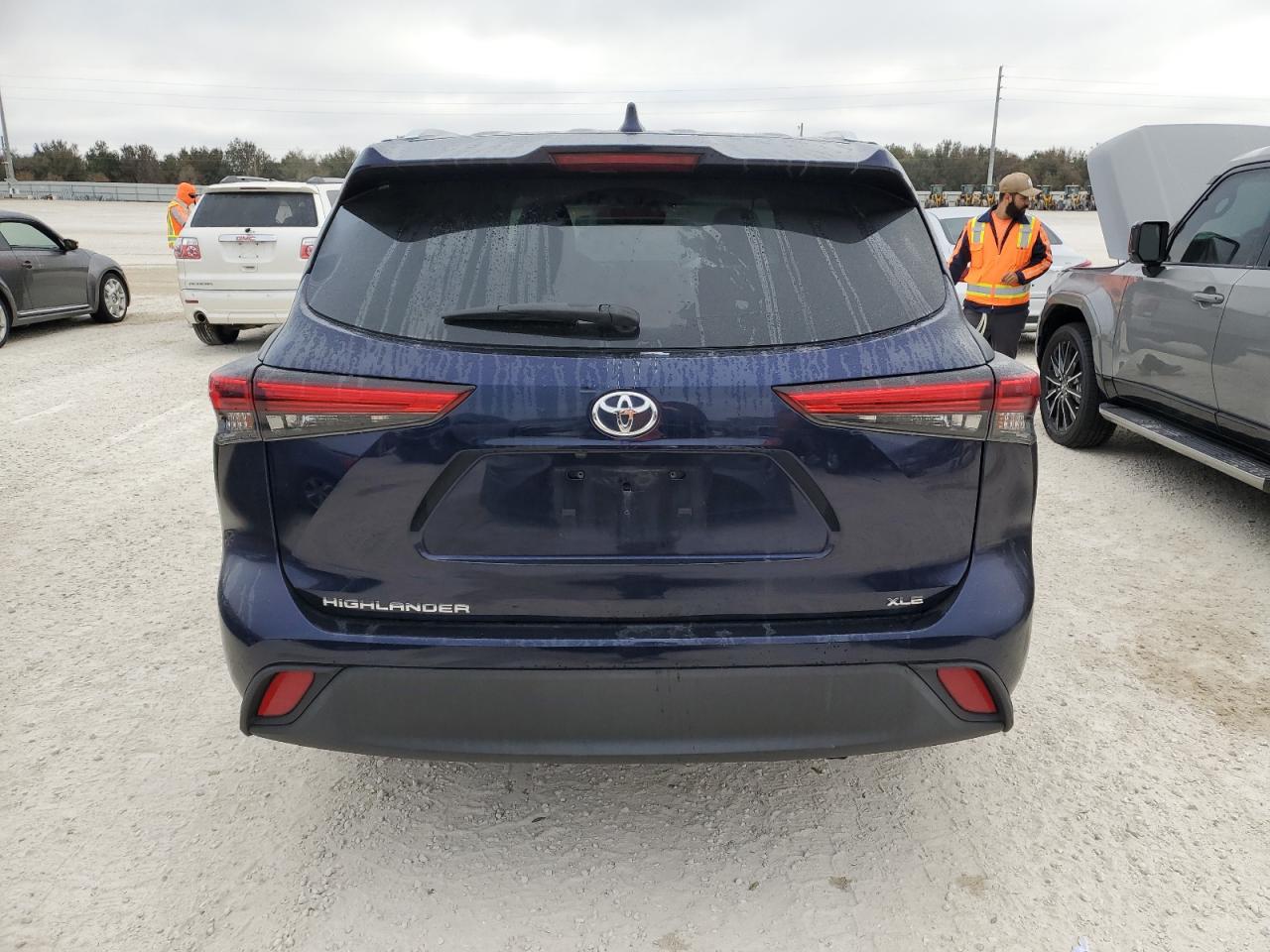 2020 Toyota Highlander Xle VIN: 5TDGZRAH8LS513964 Lot: 76875264