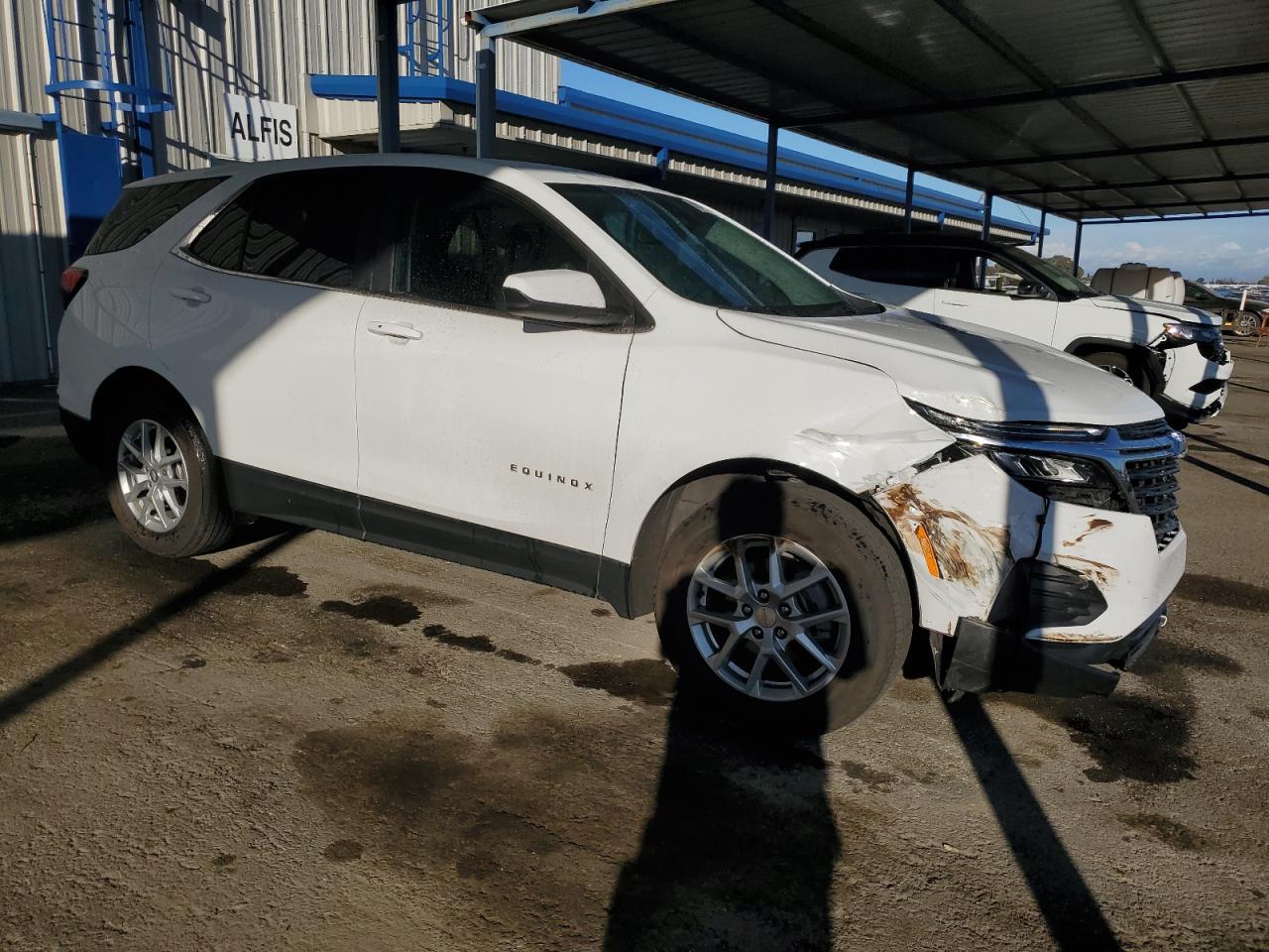 2023 Chevrolet Equinox - Image 4