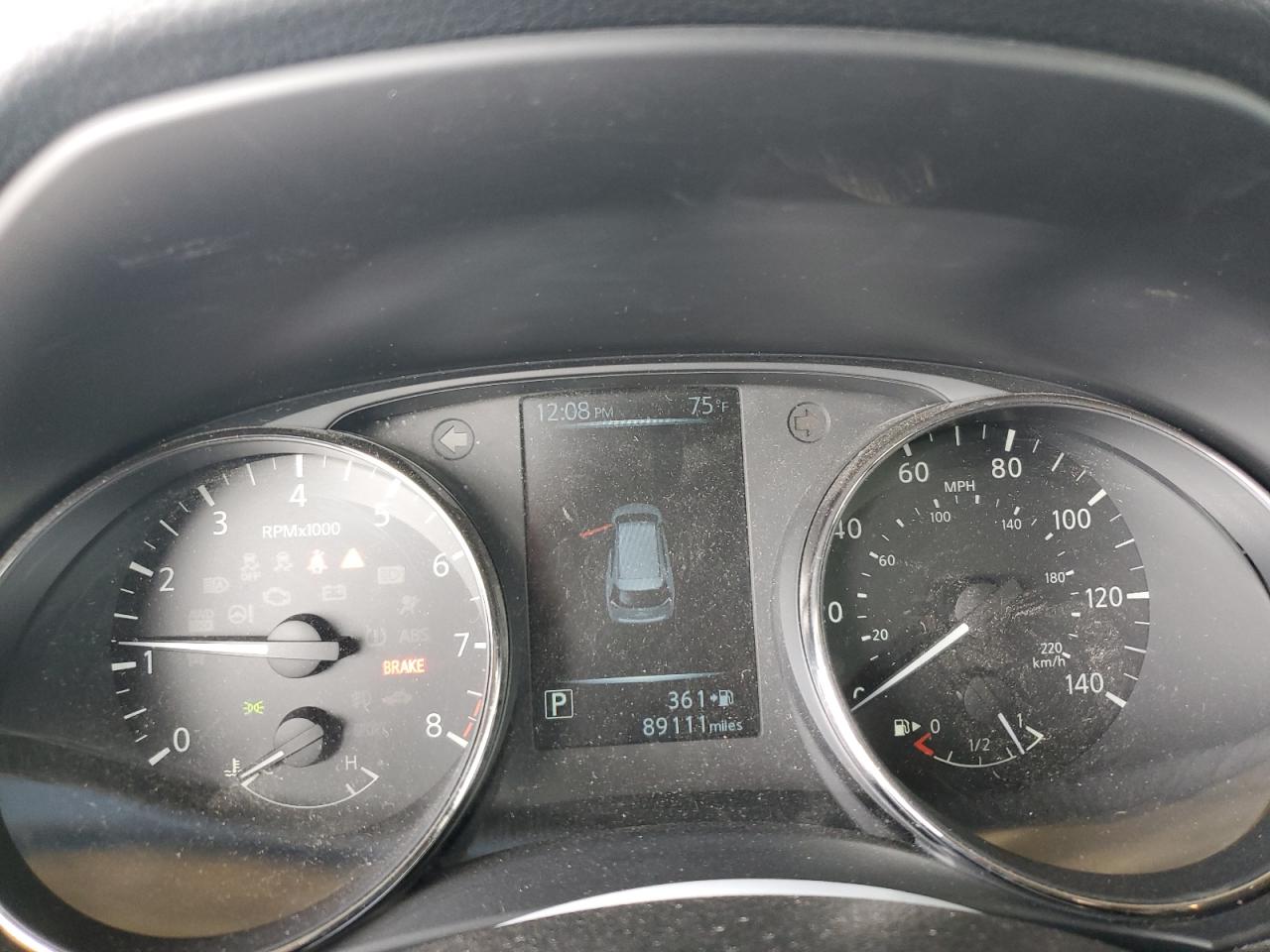 2017 Nissan Rogue - Image 9