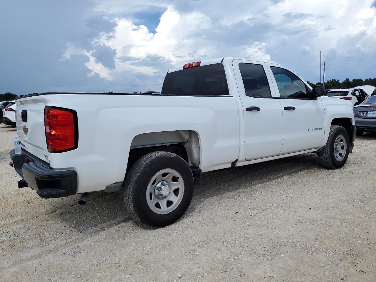 2017 Chevrolet Silverado - Image 3