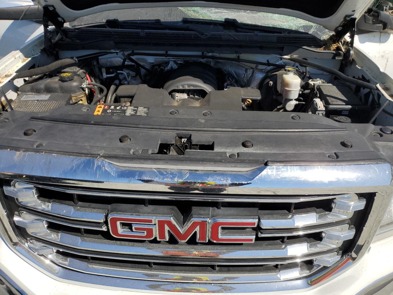 2017 GMC Sierra - Image 11