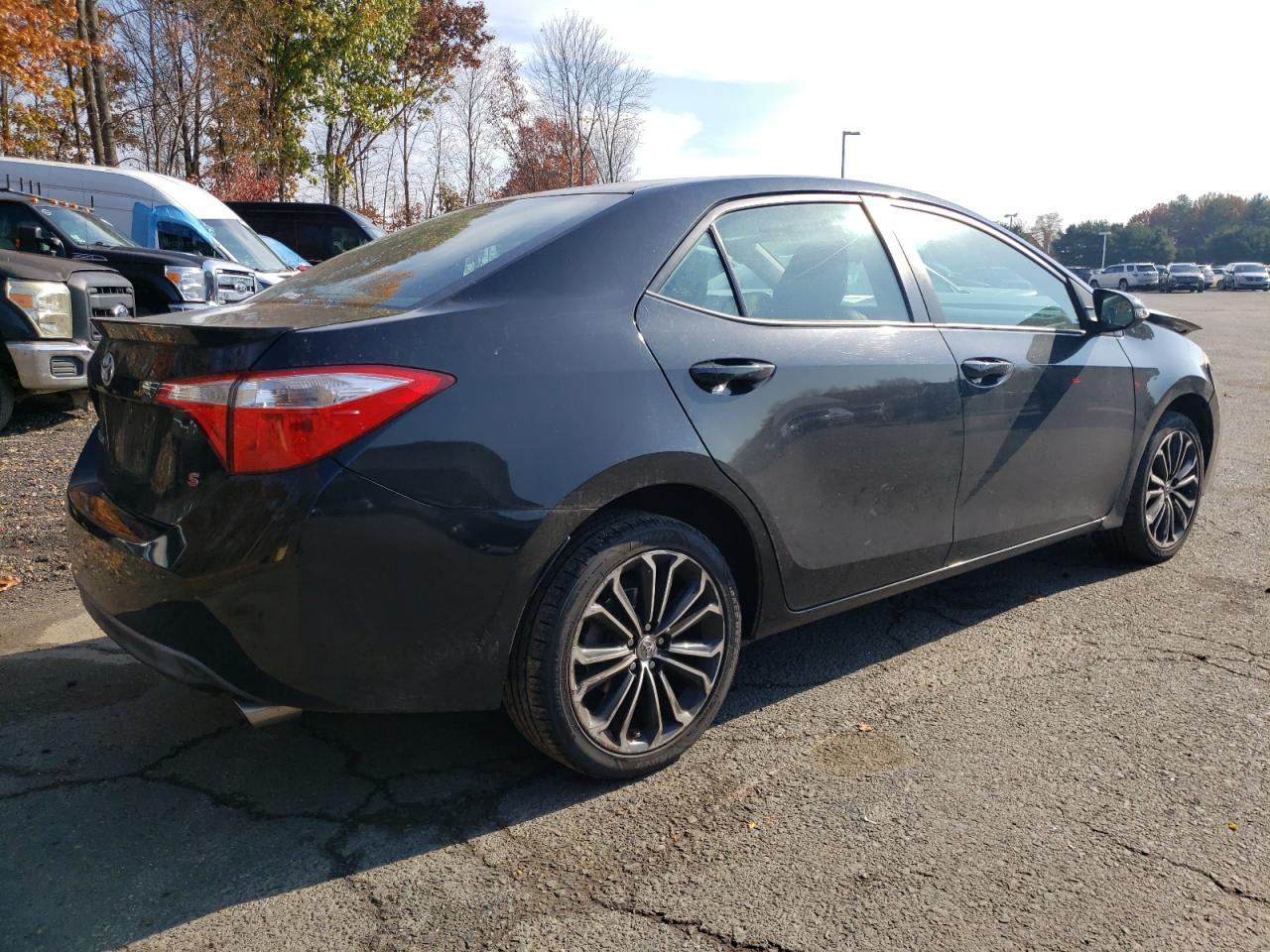2015 Toyota Corolla - Image 3
