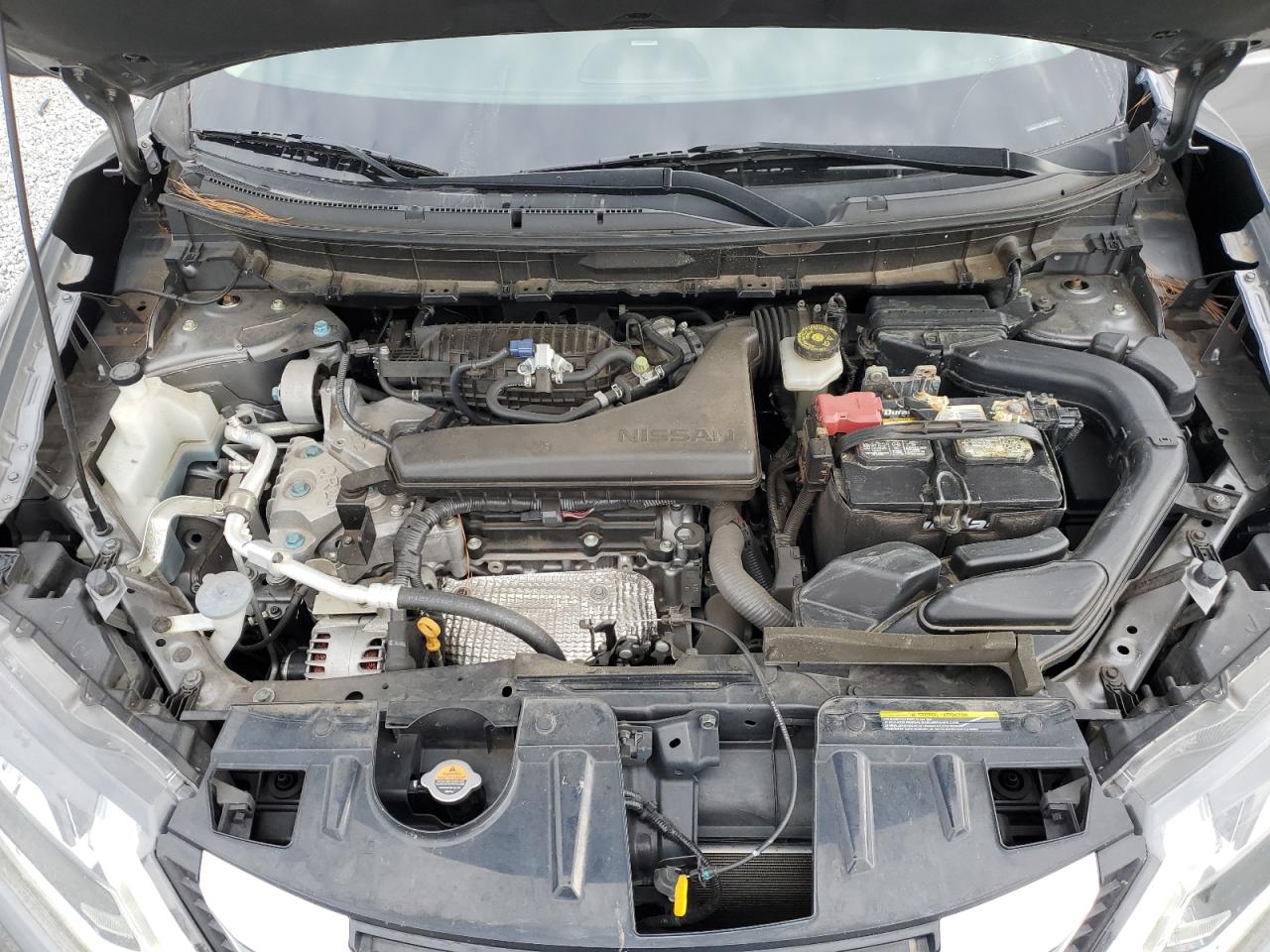2018 Nissan Rogue - Image 12