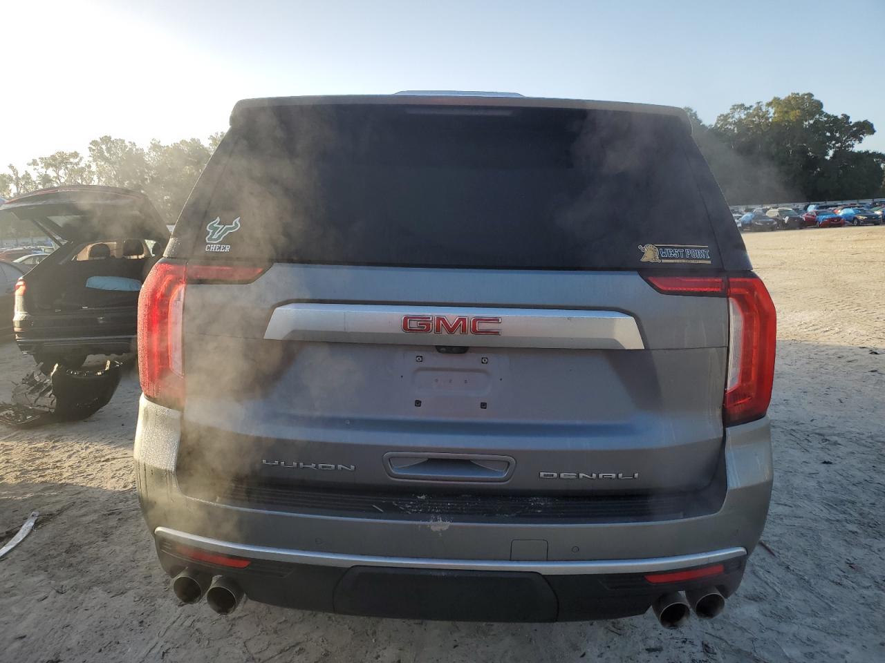 2022 GMC Yukon - Image 6