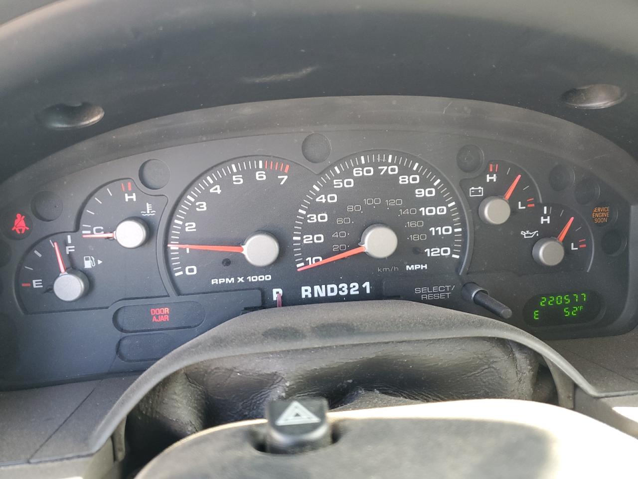 2003 Ford Explorer - Image 9