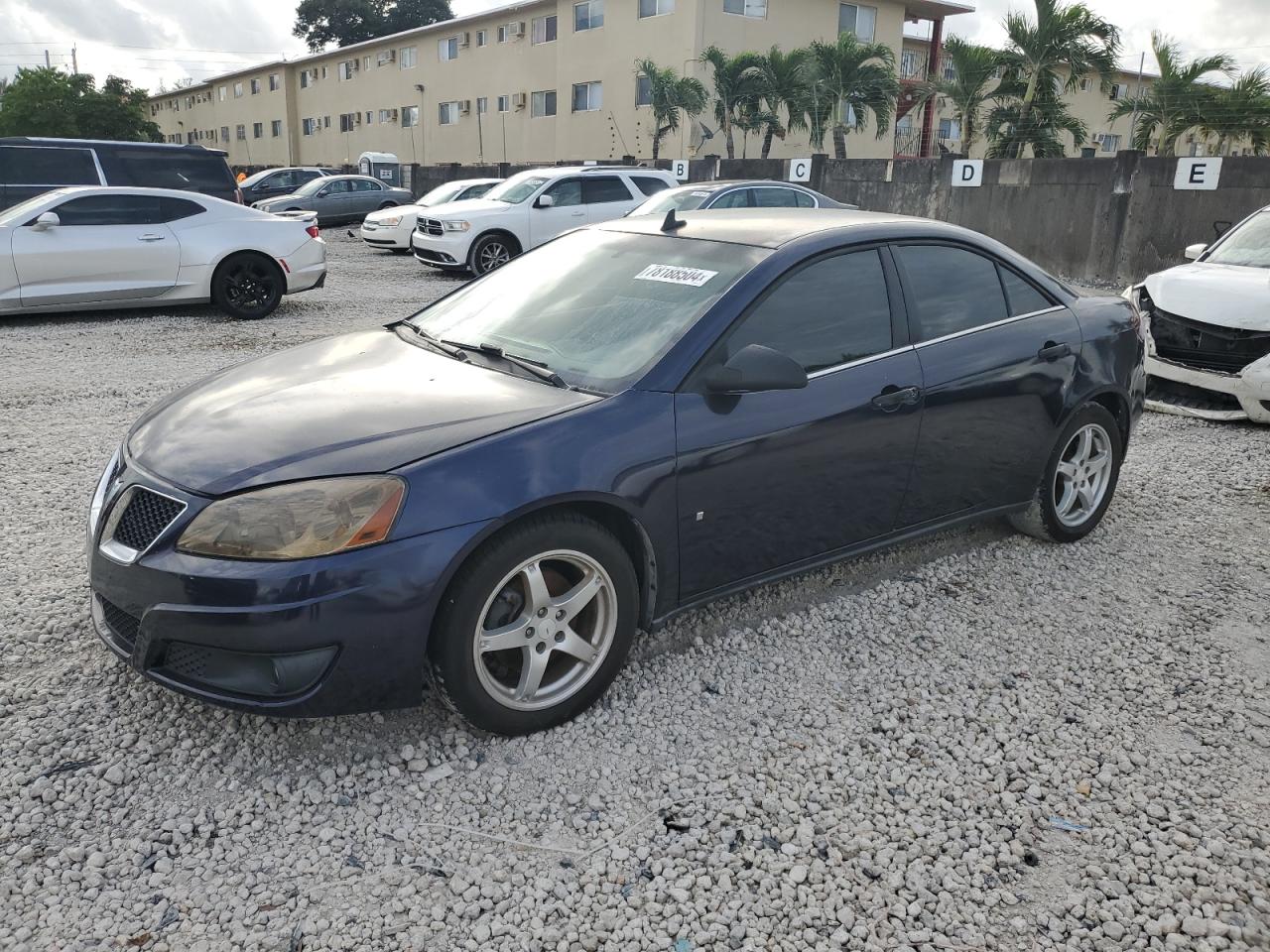 2008 Pontiac G6 Gt for Sale in Opa Locka, FL - Minor Dent/Scratches