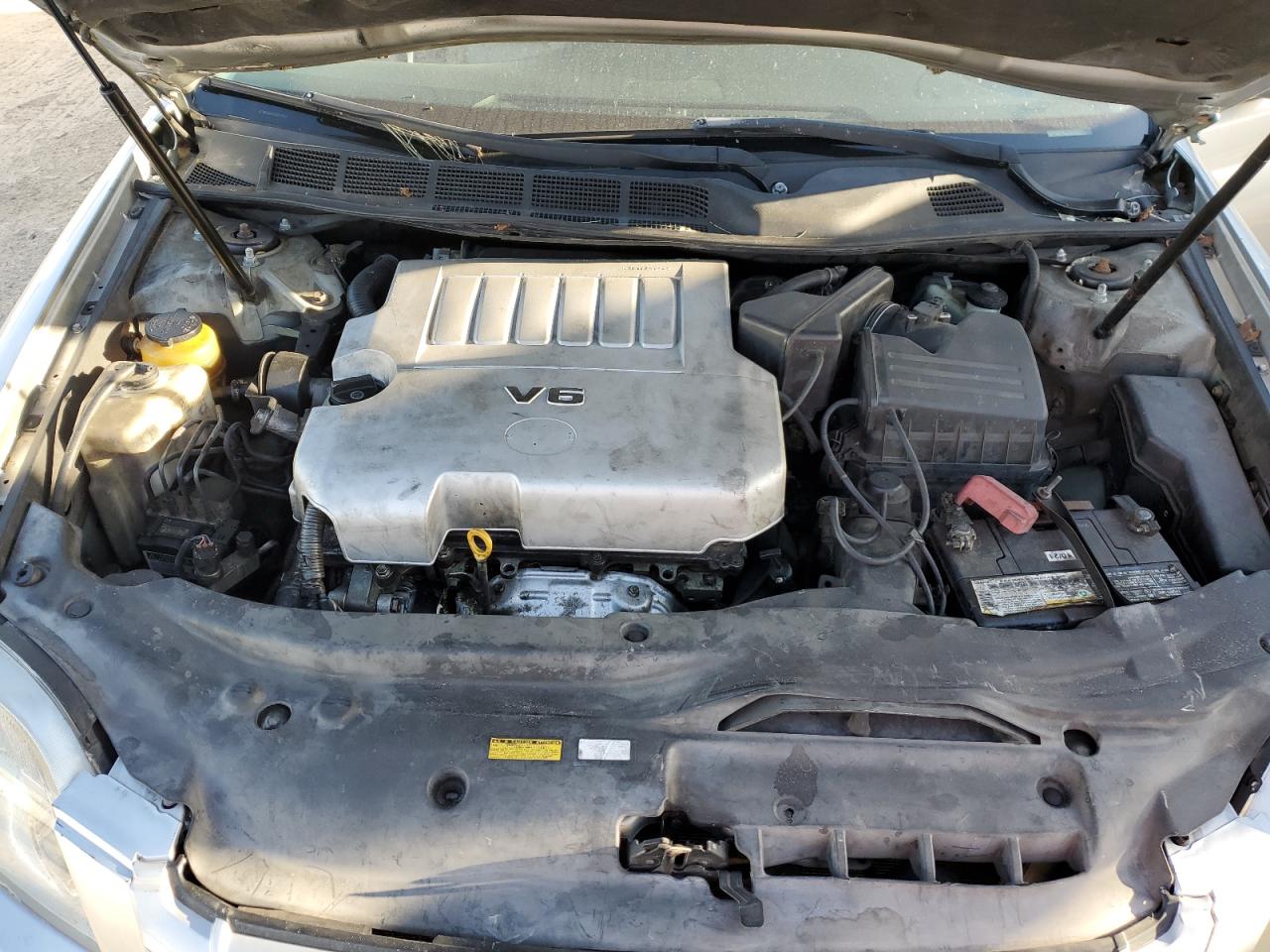 2005 Toyota Avalon - Image 11