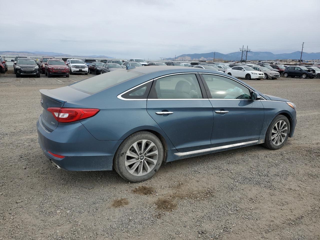 2017 Hyundai Sonata - Image 3