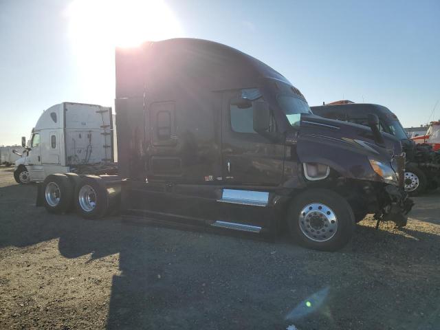 2021 Freightliner Cascadia 126 