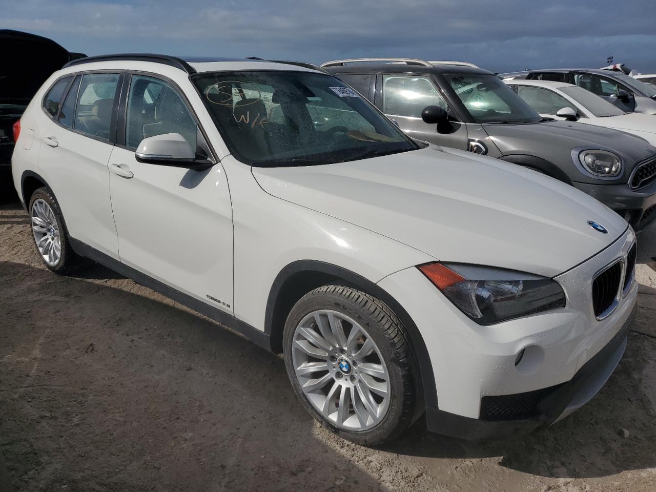 2014 BMW X1 - Image 4