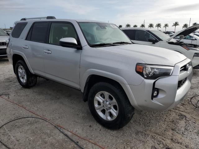  TOYOTA 4RUNNER 2024 Srebrny