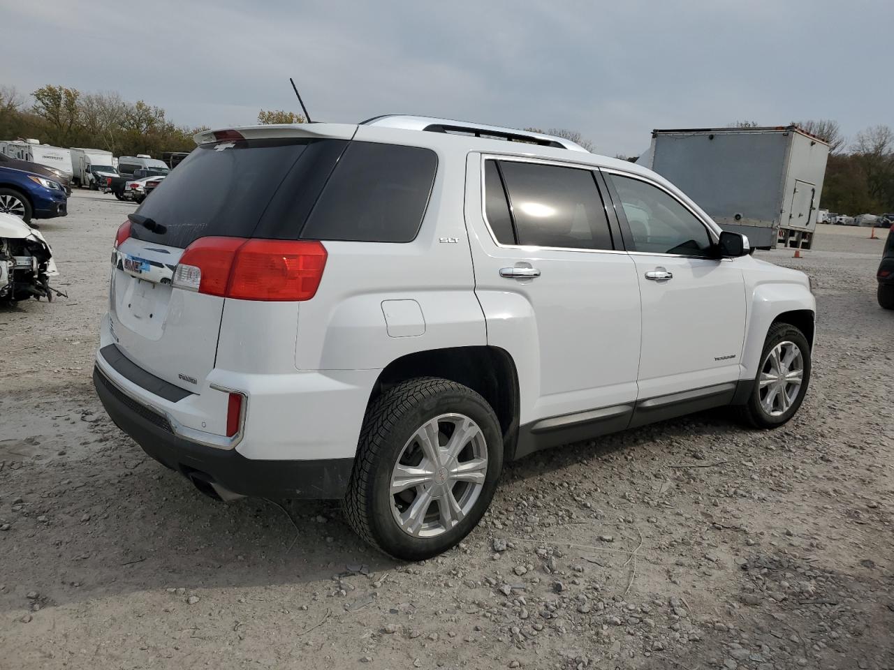 2017 GMC Terrain - Image 3