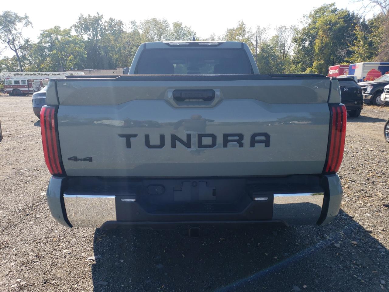 2024 Toyota Tundra Crewmax Sr5 VIN: 5TFLA5EC0RX029433 Lot: 76019744