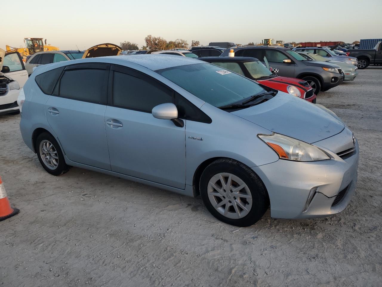 2013 Toyota Prius - Image 4