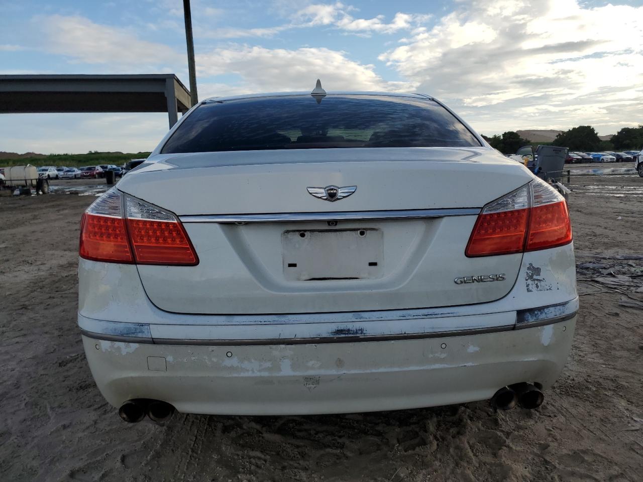 KMHGC4DE8BU123085 2011 Hyundai Genesis 3.8L