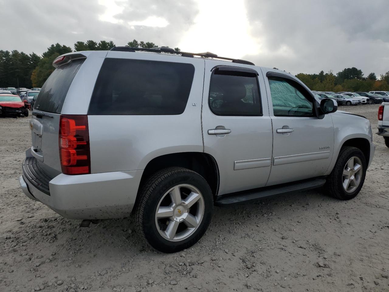 2013 Chevrolet Tahoe - Image 3