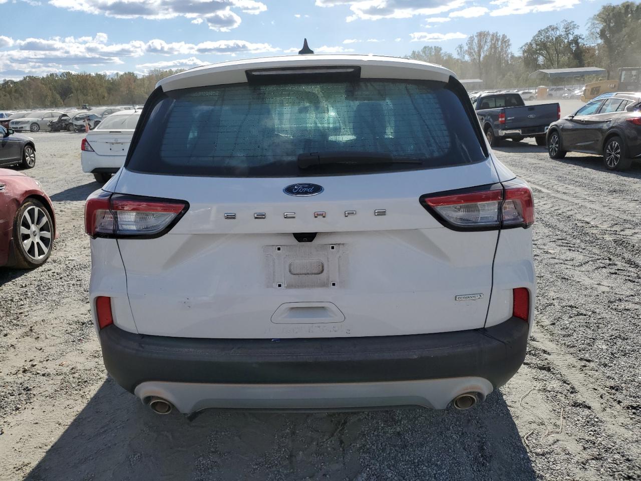 2020 Ford Escape S VIN: 1FMCU0F67LUB85086 Lot: 76137914