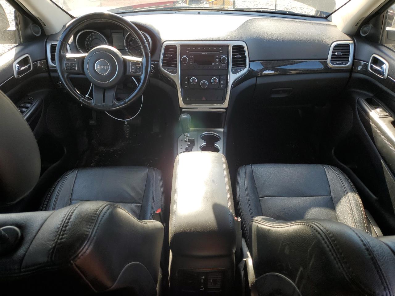 2011 Jeep Grand Cherokee - Image 8