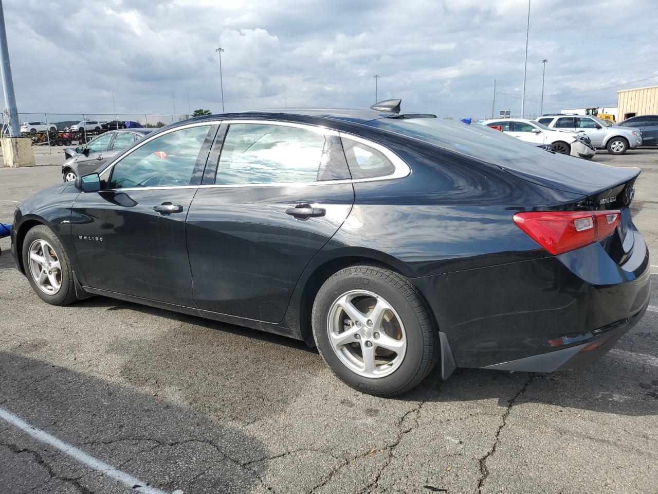 1G1ZB5ST4HF137174 2017 CHEVROLET MALIBU - Image 2