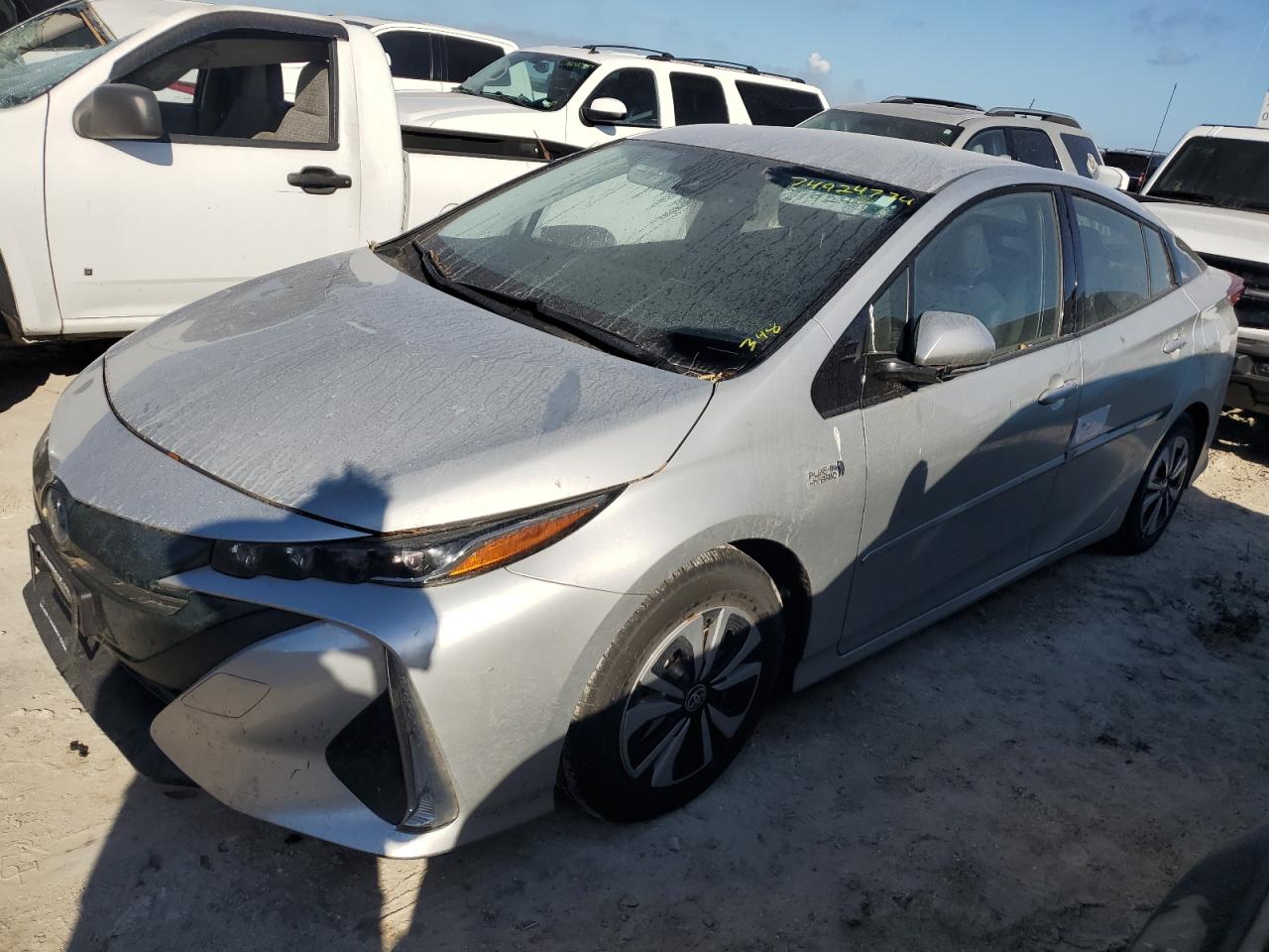 2018 Toyota Prius Prime VIN: JTDKARFP6J3075235 Lot: 74924774