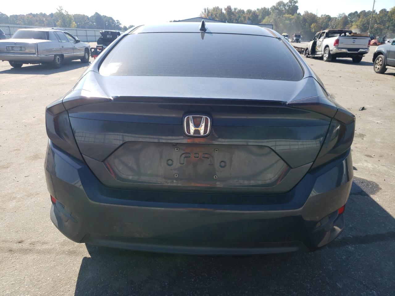 2018 Honda Civic - Image 6