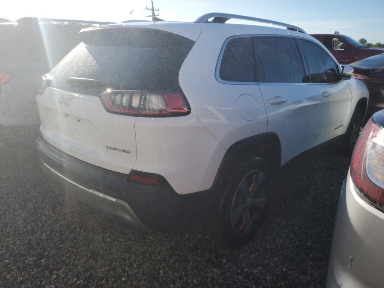 2019 Jeep Grand Cherokee - Image 3