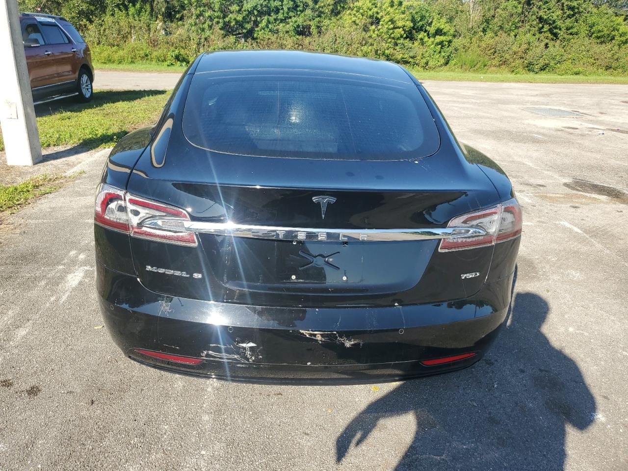 5YJSA1E25HF231687 2017 Tesla Model S