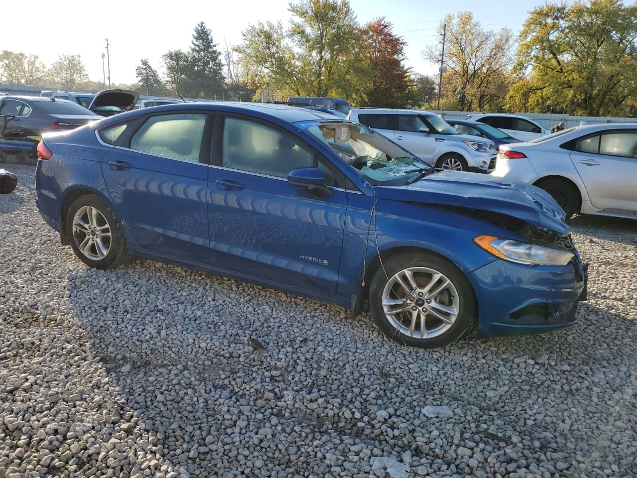 VIN 3FA6P0LU9JR166609 2018 FORD FUSION no.4