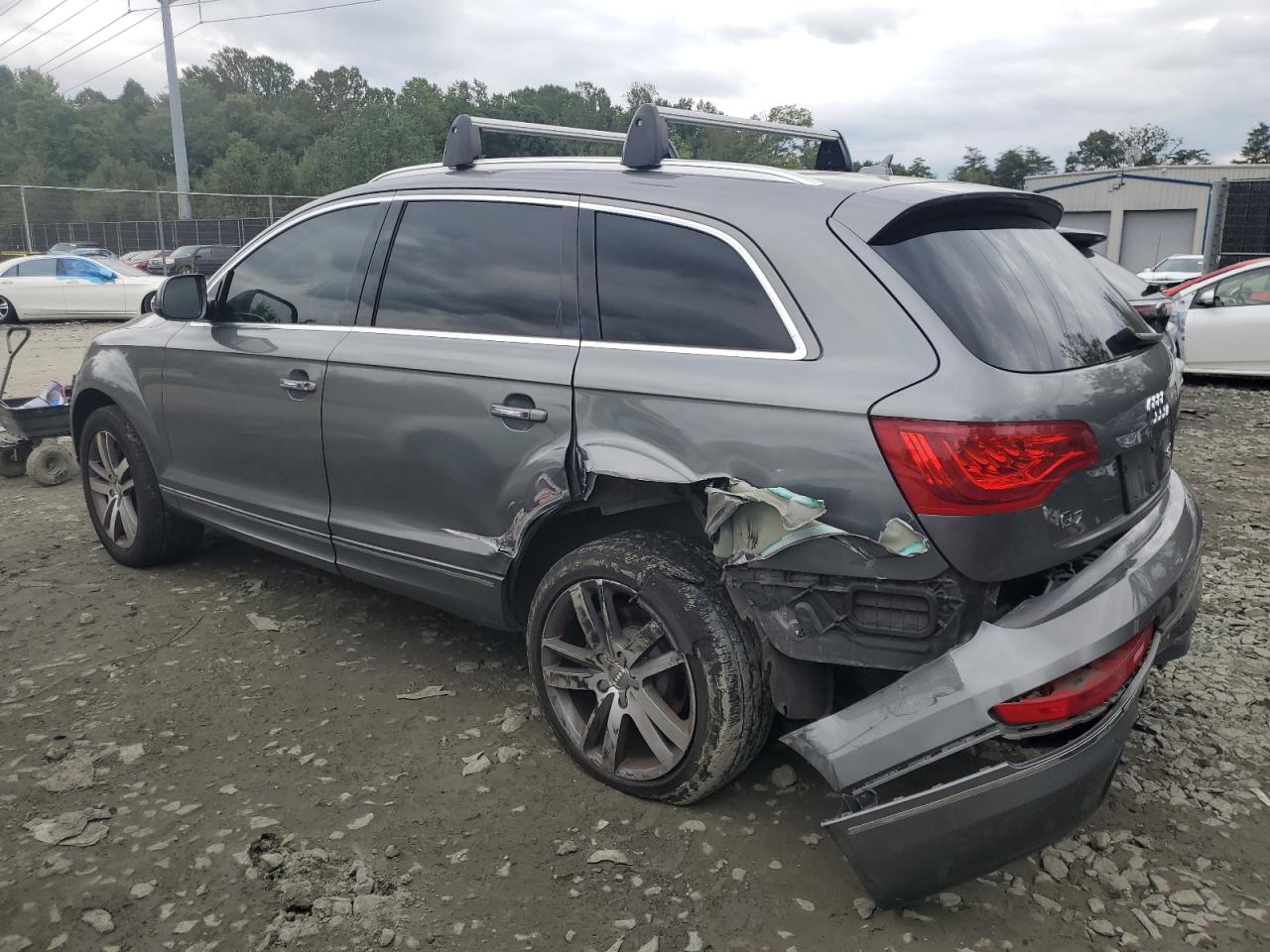 2015 Audi Q7 - Image 2