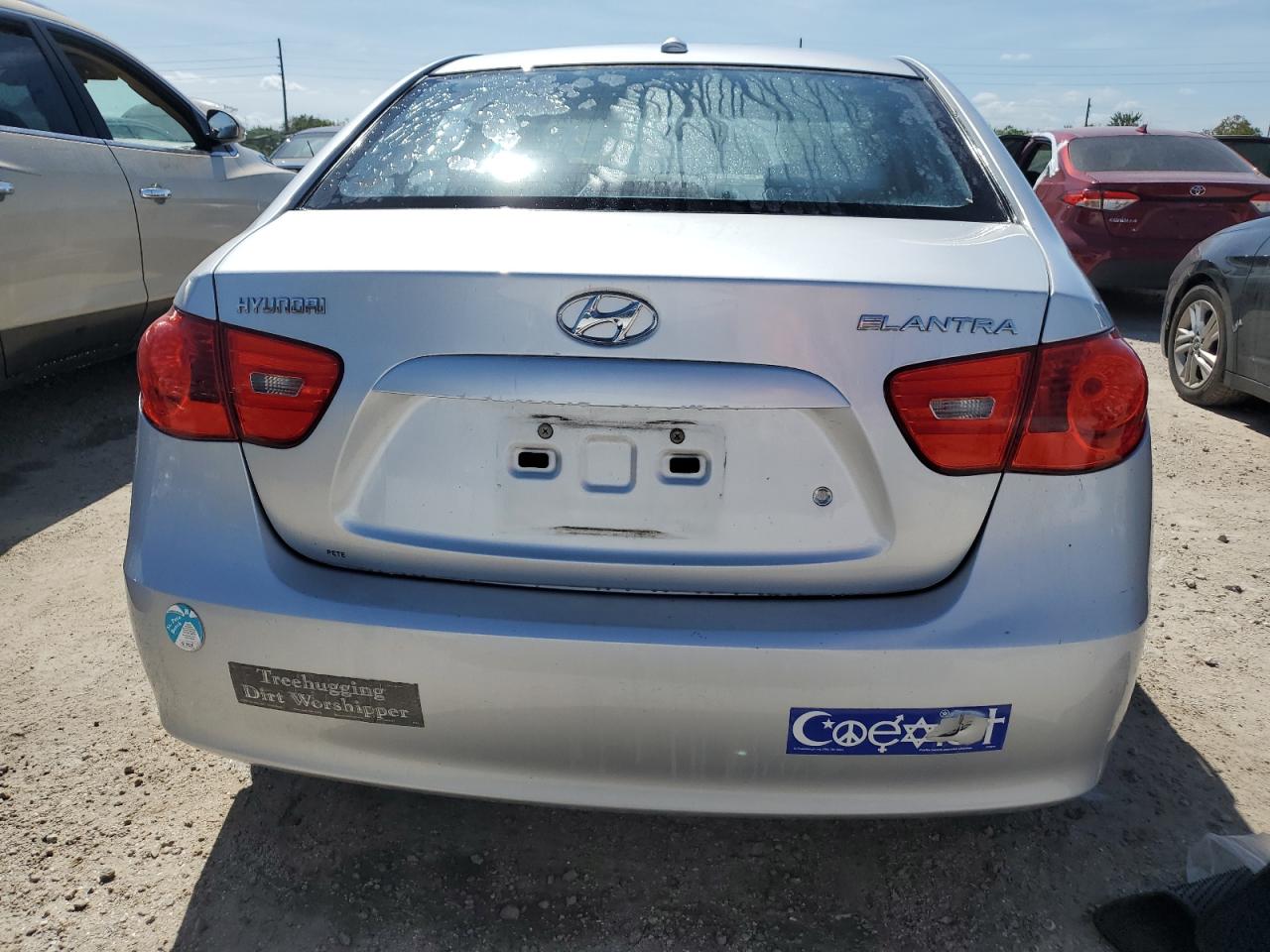 2009 Hyundai Elantra - Image 6