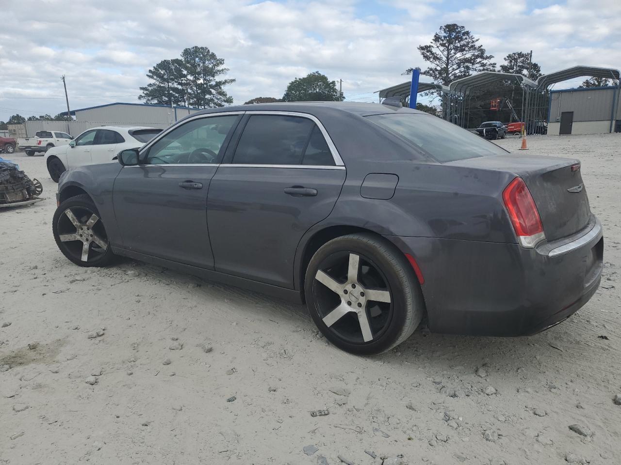 2016 Chrysler 300 - Image 2