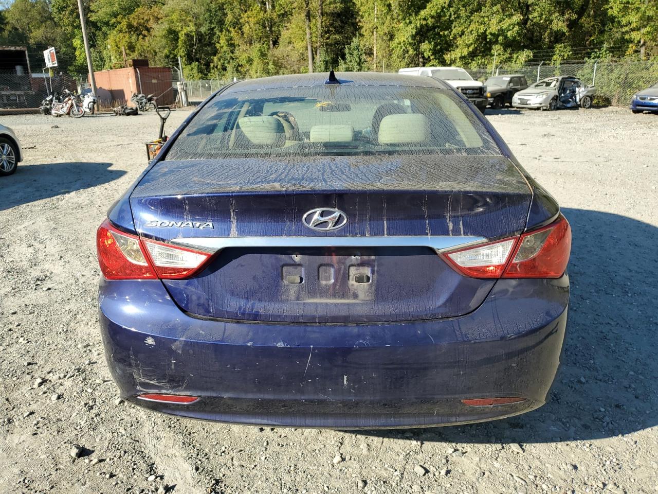 2011 Hyundai Sonata - Image 6